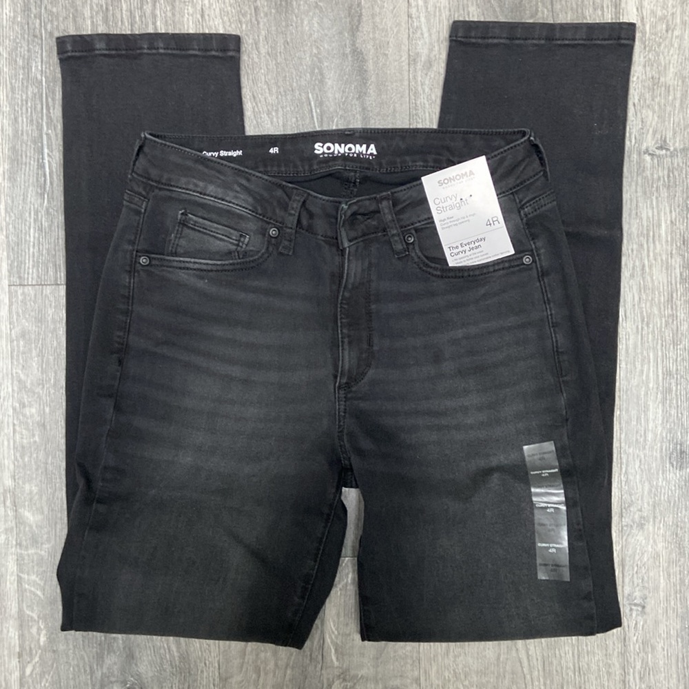 Sonoma (Kohl’s) women’s curvy straight jeans size 4
